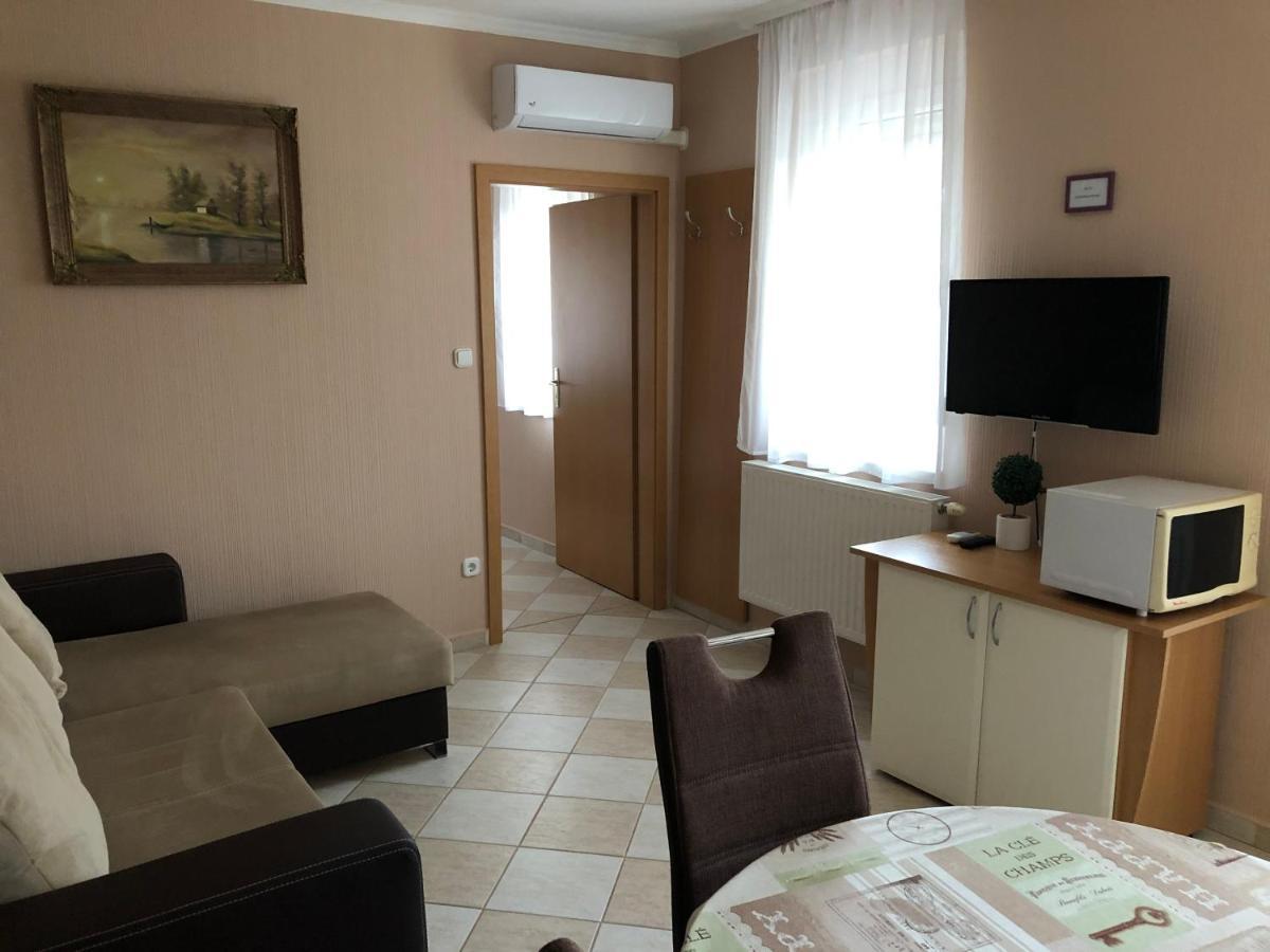 Jozsef Apartments House Zalakaros Eksteriør billede