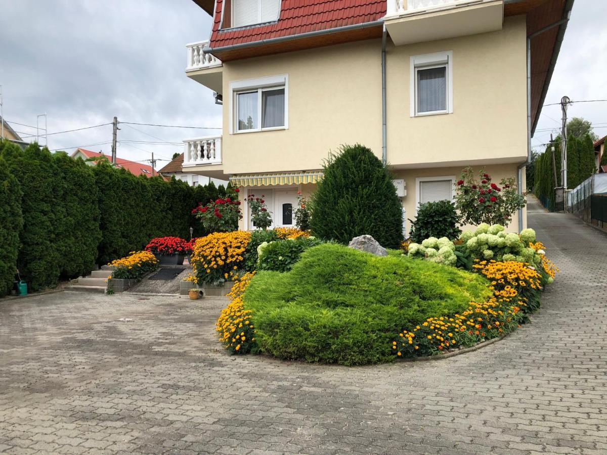 Jozsef Apartments House Zalakaros Eksteriør billede